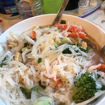 Le’s Pho Restaurant  - Not good - Vietnamese Near Me - Everett, Washington