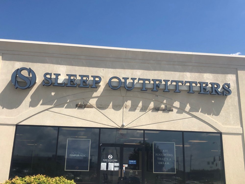 SLEEP OUTFITTERS WOODHILL Lexington, KY 16 Photos & 10 Reviews