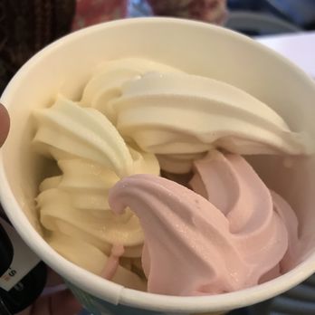 Yogurtland - Vanilla strawberry and cheesecake. - Ice Cream & Frozen Yogurt Near Me - Hayward, California Yogurtland - Vanilla strawberry and cheesecake. - Ice Cream & Frozen Yogurt Near Me - Hayward, California