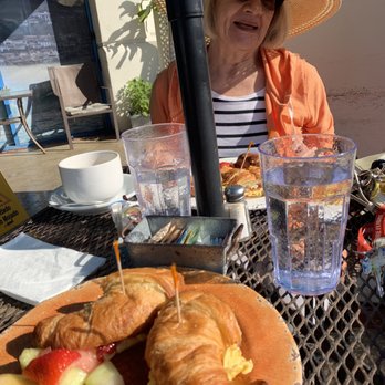 Sacks On the Beach - Breakfast in Paris at Sacks on the Beach - Coffee & Tea Near Me - Redondo Beach, California Sacks On the Beach - Breakfast in Paris at Sacks on the Beach - Coffee & Tea Near Me - Redondo Beach, California