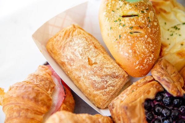 Little L Bakery by null