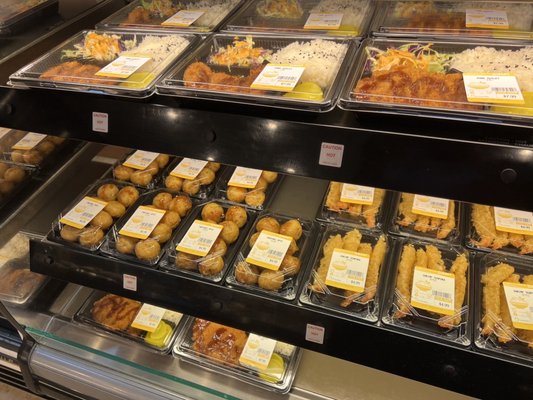 H Mart Lynnwood by null