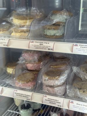 Mary's Mountain Cookies by null