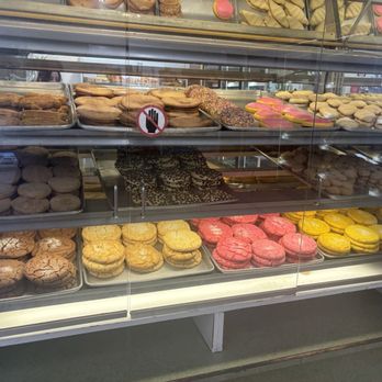 Noahs Bakery - Desserts Near Me - McMinnville, Oregon Noahs Bakery - Desserts Near Me - McMinnville, Oregon
