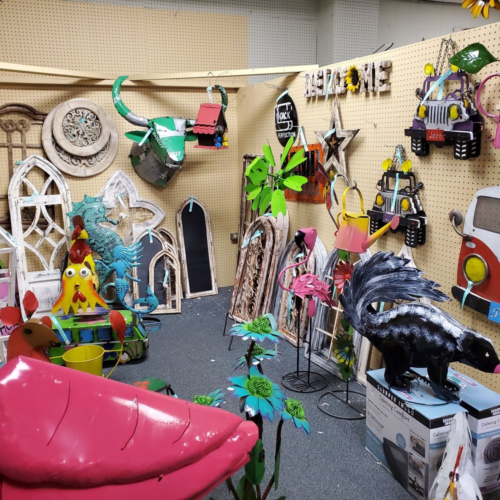 LEXINGTON PEDDLERS MALL 105 Photos & 38 Reviews Flea Markets 1205