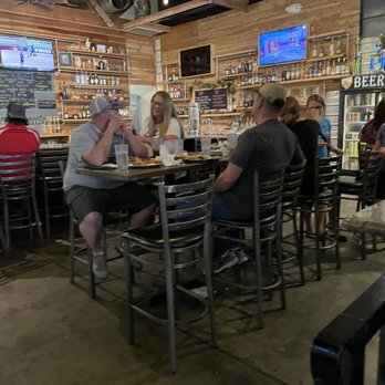 Prison Hill Brewing - Great comfortable welcoming decor, good food, large bar area, great for groups, friendly staff - New American Near Me - Yuma, Arizona