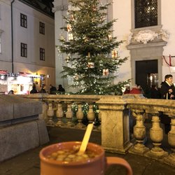 Markt Mariahilfer Kirche