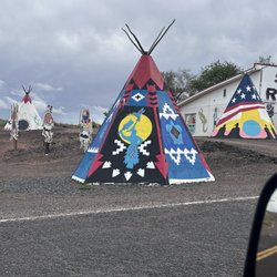 Painted Desert Indian Center
