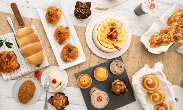 85°C Bakery Cafe by null