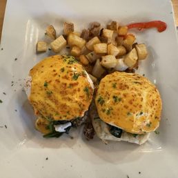 Quinoa Benedict!