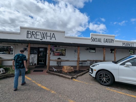 Brewha - Social Eatery & Market by null