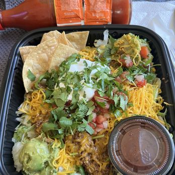 Del Taco - Taco Salad With Fresh Guac - Breakfast & Brunch Near Me - Durham, North Carolina Del Taco - Taco Salad With Fresh Guac - Breakfast & Brunch Near Me - Durham, North Carolina