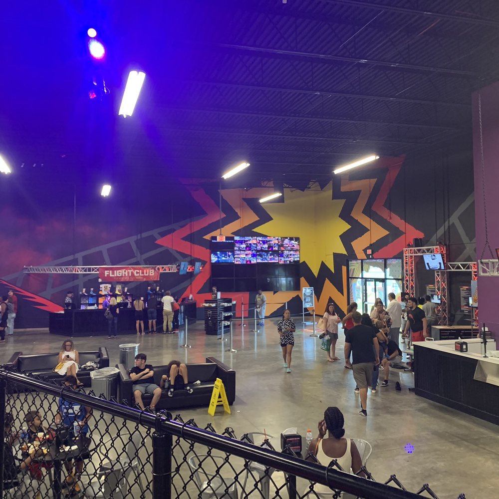 Defy - Palm Springs - Entrance and cashier area - Trampoline Parks Near Me - Palm Springs, Florida
