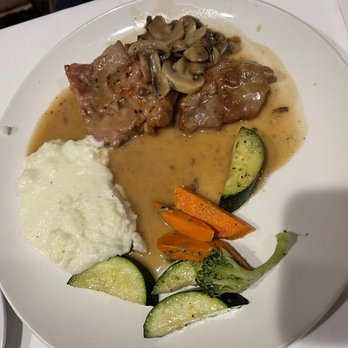 La Strada - Scallopini Marsala at La Strada in San Pablo. - Italian Near Me - San Pablo, California La Strada - Scallopini Marsala at La Strada in San Pablo. - Italian Near Me - San Pablo, California