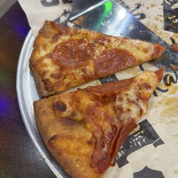 The Lost Pizza - Gluten-free pepperoni pizza - Pizza Near Me - Starkville, Mississippi The Lost Pizza - Gluten-free pepperoni pizza - Pizza Near Me - Starkville, Mississippi