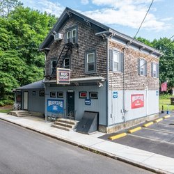Walkers Pub