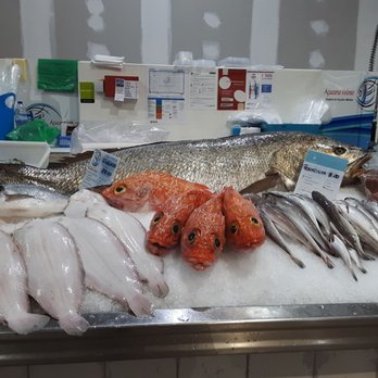 Mercado 31 de Janeiro - Freshest seafood - Farmers Market Near Me - Lisbon, 11