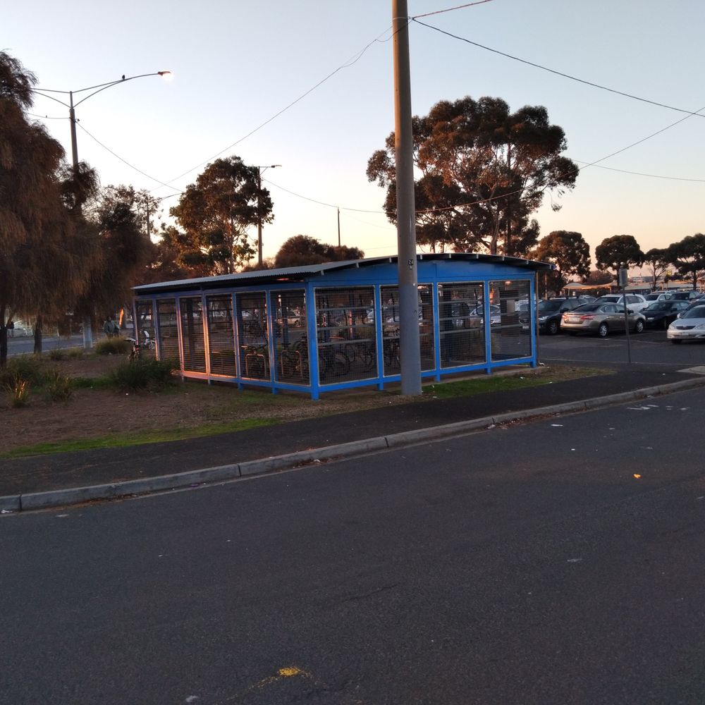 Hoppers Crossing Station - Bike Storage - Public Transportation Near Me - Hoppers Crossing, VIC Hoppers Crossing Station - Bike Storage - Public Transportation Near Me - Hoppers Crossing, VIC