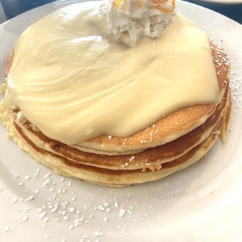Moke's Bread & Breakfast - lilikoi pancakes - Breakfast & Brunch Near Me - Kailua, Hawaii