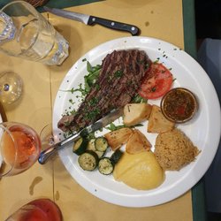 Ristorante El Patio - A dish with good preparated piece of meat. And the other food tasted also very good