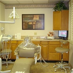 Hecht Family Dentistry; Usha Hecht, DDS