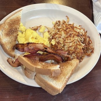Village Inn - Breakfast & Brunch Near Me - Bentonville, Arkansas