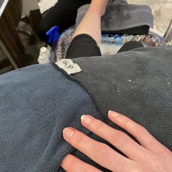 Citris Nail Spa - Cut my skin 3 times during one visit. Shellac. - Day Spas Near Me - Houston, Texas