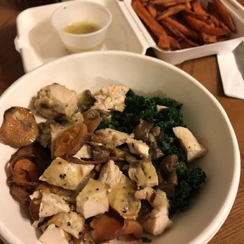 Galaxy Cafe - Austin - Buddha Bowl with chicken - Breakfast & Brunch Near Me - Austin, Texas