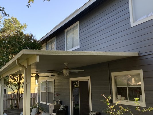 Bluebonnet Exteriors Logo