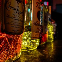Ruddy's Landmark Cafe - Select liquors