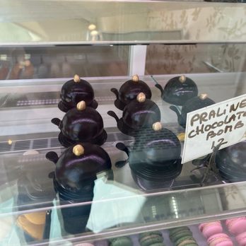 Paris En Rose - Cafes Near Me - Del Mar, California Paris En Rose - Cafes Near Me - Del Mar, California