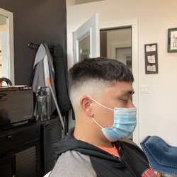 Scissorhands Barbershop 