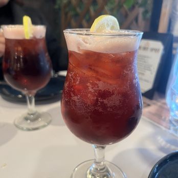 Aung MayLiKa - Raspberry iced tea - Burmese Near Me - Benicia, California