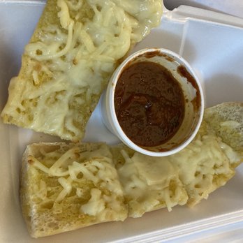 J Parrino's Queen City Deli - Cheesy garlic bread - Delis Near Me - Springfield, Missouri