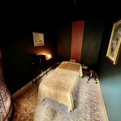 Shine On Massage on Moss Street