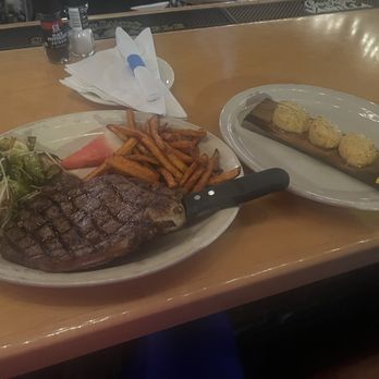 Ballyhoo Grill - Steak and scallops - Seafood Near Me - Gainesville, Florida Ballyhoo Grill - Steak and scallops - Seafood Near Me - Gainesville, Florida