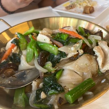 Joy Yee Noodle - Chinese Near Me - Chicago, Illinois Joy Yee Noodle - Chinese Near Me - Chicago, Illinois