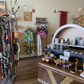 Grinders Caffè - Very very cute items - Cafes Near Me - Wilmington, North Carolina Grinders Caffè - Very very cute items - Cafes Near Me - Wilmington, North Carolina