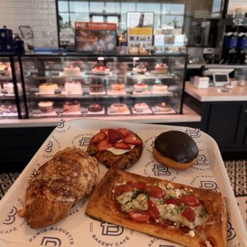 Paris Baguette - Pastries - Bakeries Near Me - Leander, Texas Paris Baguette - Pastries - Bakeries Near Me - Leander, Texas