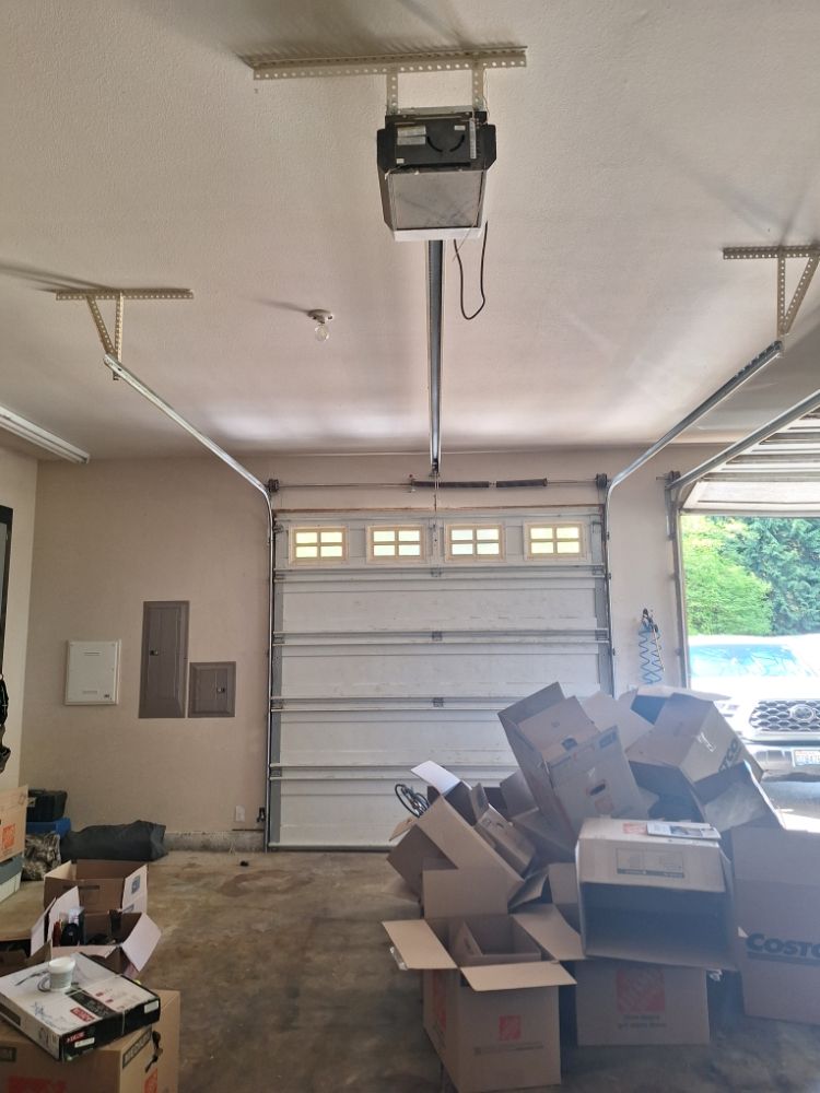 Guaranteed Garage Doors - Garage Door Contractor in Portland, OR