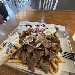 PLATE with lamb PLATE with lamb