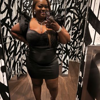 Giselle Miami - Full body mirror - Mediterranean Near Me - Miami, Florida Giselle Miami - Full body mirror - Mediterranean Near Me - Miami, Florida