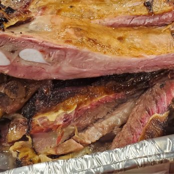 Black's Barbecue Lockhart - Pork Spare Ribs, Beef Brisket, Giant Beef Ribs - Barbeque Near Me - Lockhart, Texas Black's Barbecue Lockhart - Pork Spare Ribs, Beef Brisket, Giant Beef Ribs - Barbeque Near Me - Lockhart, Texas