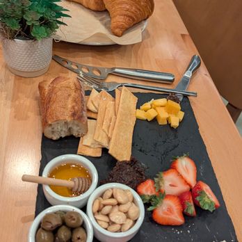 Silver Fern - Cafes Near Me - Minneapolis, Minnesota Silver Fern - Cafes Near Me - Minneapolis, Minnesota