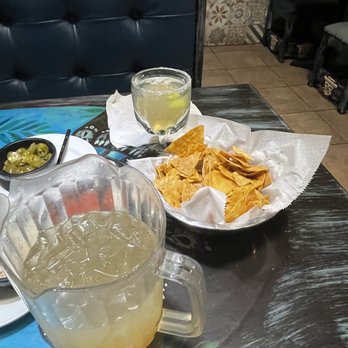 Que Pasa Mexican kitchen - Pitcher of margaritas - Mexican Near Me - Destin, Florida Que Pasa Mexican kitchen - Pitcher of margaritas - Mexican Near Me - Destin, Florida