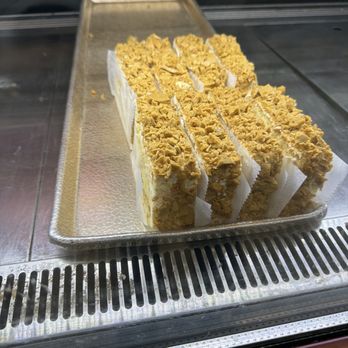 Yasukochi's Sweet Stop - Bakeries Near Me - San Francisco, California