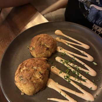 Fumée  - Crab cakes - Cocktail Bars Near Me - Charlotte, North Carolina