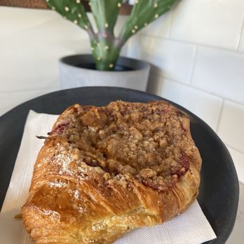 Dripp - Strawberry croissant - Coffee & Tea Near Me - Fullerton, California Dripp - Strawberry croissant - Coffee & Tea Near Me - Fullerton, California