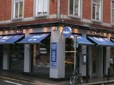 Pichet by null
