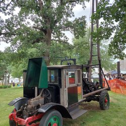 Little Log House Pioneer Village - Old well drilling rig
